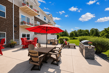 Powers ridge community deck with gas grill